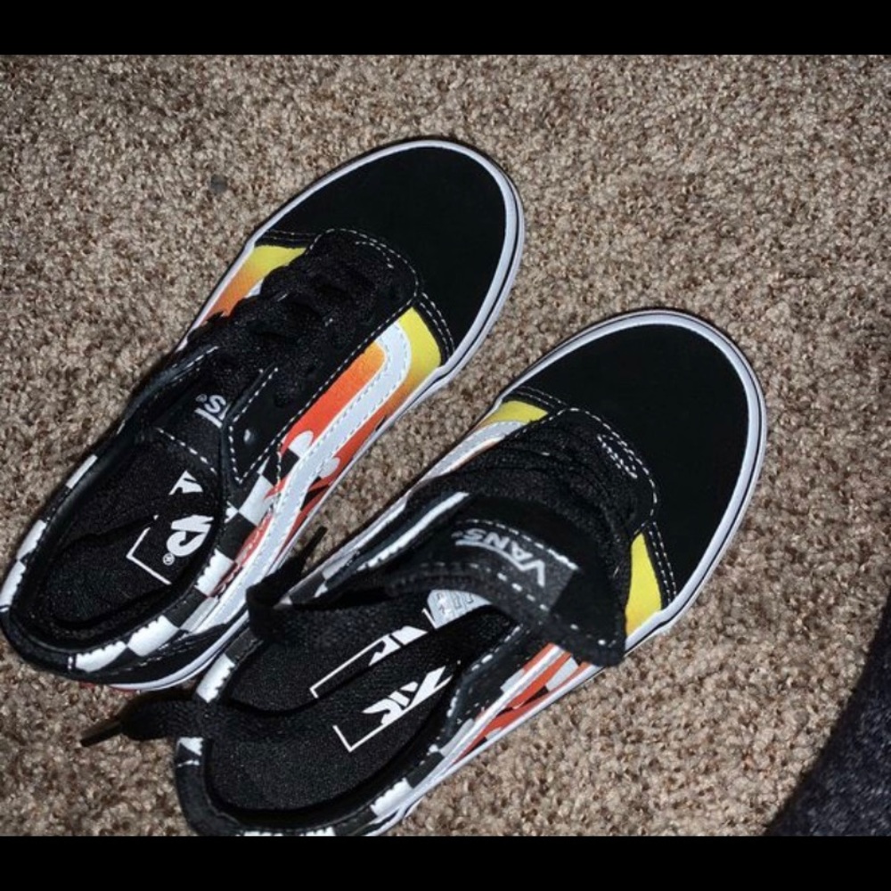 Boy shoes